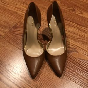 Camel colored pumps by Target Merona size 7 1/2
